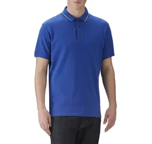 Polo azul liso con cuello de rayas amarillas