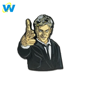 2018 nueva llegada de moda de encargo de placa de metal Placa de esmalte suave pin de solapa hombre de laple botón pin - Product Image 1