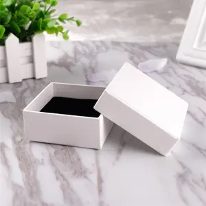 Kotak Kemasan Perhiasan Hadiah Kertas Putih Kosong Moq Kecil