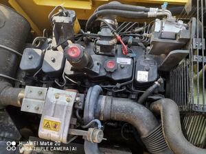 Componente de motor de núcleo de excavadora sobre orugas modelo japonés Komatsu de segunda mano, incluido - Product Image 4