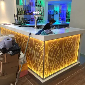 Profesional personalizado superior de mármol, patrón de flores en forma de L Led iluminado restaurante Cafe Pub Bar mostrador