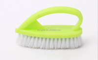 Brosse multifonctionnelle en plastique pour laver les vêtements