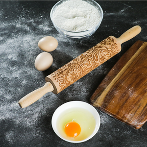 カスタマイズされたブナ生地ペストリーローラーエンボス麺棒ベーキング用木製クリスマス麺棒 - Product Image 3