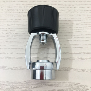 Convertisseur <span class=keywords><strong>de</strong></span> régulateur Spin-On 1st Stage <span class=keywords><strong>de</strong></span> haute qualité convertisseur <span class=keywords><strong>de</strong></span> régulateur adaptateur Din à joug pour la plongée sous-marine - Product Image 2