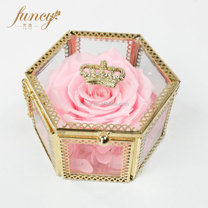 Rosa Eterna in Scatola Poligonale con Corona in Acrilico, Fiore Preservato per <span class=keywords><strong>Idee</strong></span> Regalo <span class=keywords><strong>di</strong></span> <span class=keywords><strong>San</strong></span> <span class=keywords><strong>Valentino</strong></span> - Product Image 4