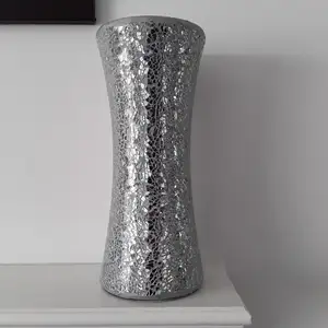 Jarrón de vidrio de mosaico hecho a mano craquelado de plata