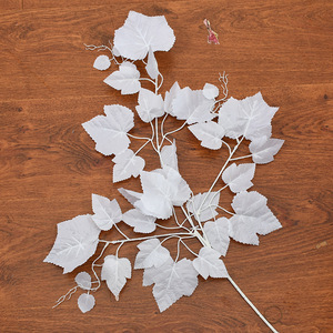 Lá Nho Giả Trang Trí Bán Sỉ Giá Rẻ - Product Image 3