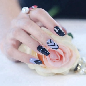 Pegatinas y Tiras de Uñas 2D con Diseño de Corazón, Impermeables, No Tóxicas, para Uñas de Gel para Niñas - Product Image 4