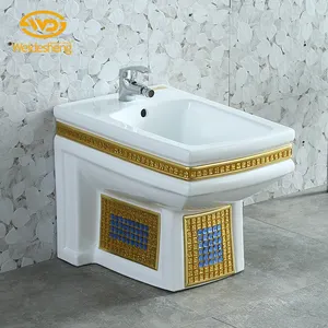 Дешевая цена украшения керамический Золотой биде туалет для женщин