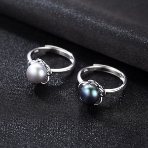 PAG&MAG Nuovi Arrivi Anello Elegante con Design a Rosa in Argento con Perla d'Acqua Dolce Grigia e Nera Gioielli per Donne Fidanzamento - Product Image 4