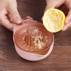 <span class=keywords><strong>Presse</strong></span>-purée de fruits pour bébés en fibre de blé gratuit Gadgets de cuisine <span class=keywords><strong>presse</strong></span>-purée manuelle d'agrumes mini <span class=keywords><strong>presse</strong></span>-citron manuel orange en plastique citron-lime - Product Image 2