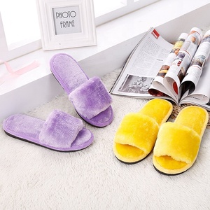 Pantofole Invernali Morbide e Comode <span class=keywords><strong>con</strong></span> Punta Aperta, Suola Morbida in Finta Pelliccia, Ciabatte in Cotone per <span class=keywords><strong>Uomo</strong></span> e Donna - Product Image 6