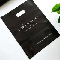 Sacs de shopping en plastique noir personnalisés de haute qualité avec impression de logo pour vêtements