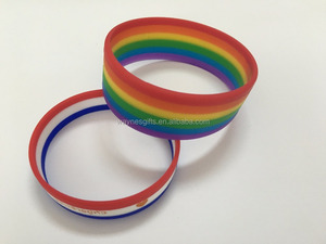 סיטונאי pvc ספורט יוקרה סוג מטבע צמיד אופנה סיליקון עם קמעות סיליקון - Product Image 6
