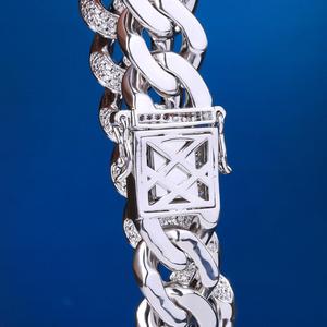 Bracciale Hip Hop da <span class=keywords><strong>Uomo</strong></span> KRKC&CO in Argento <span class=keywords><strong>925</strong></span> Personalizzato con Pietre CZ, Bracciale Cubano Ghiacciato in Argento <span class=keywords><strong>925</strong></span> - Product Image 4