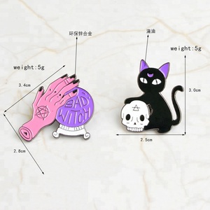Fabricación de alta calidad, venta al por mayor, creativo, barato, mala bruja, Gato Negro, alfileres, insignia, personalizado, esmalte suave, Metal, dibujos animados, Pin de solapa - Product Image 6
