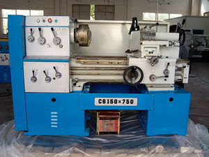 Fabricación profesional cama brecha manual torno máquina precio - Product Image 1