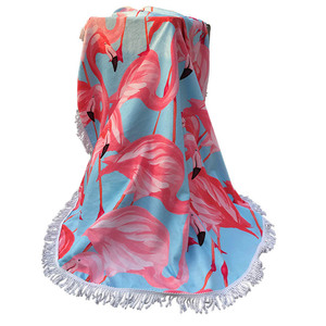Toalla de playa redonda de microfibra personalizada al por mayor con flecos, mandala Hawaiano, estampado de flamencos bohemios, estilo tropical para el verano - Product Image 3