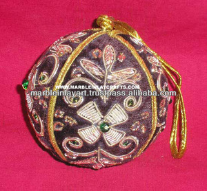 Handmade Christmas Tree Hanging Ball - Product Image 1