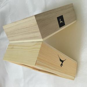 Couvercle transparent coulissant vitrine <span class=keywords><strong>en</strong></span> <span class=keywords><strong>bois</strong></span> petite caisse rectangulaire impression Logo pin coffrets cadeaux pour bijoux, fête d'anniversaire bricolage - Product Image 4