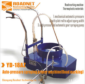 YD18AZ-máquina de pulverización de presión automática para aumentar el adhesivo entre la superficie de la carretera y las líneas - Product Image 4