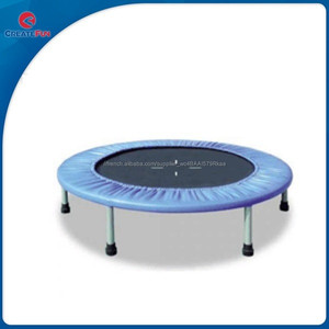 CreateFun 54 pouce <span class=keywords><strong>Petit</strong></span> <span class=keywords><strong>Trampoline</strong></span> pour enfants sans <span class=keywords><strong>filet</strong></span> de sécurité - Product Image 1