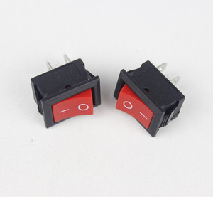 4 pins <span class=keywords><strong>2</strong></span> positionen licht switch rocker switch on-off 250 V 3 3-wege-wippschalter - Product Image 2