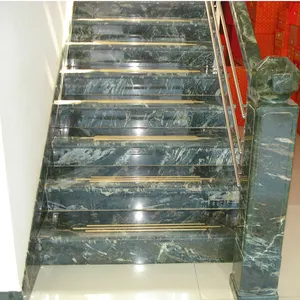 자연 건축 재료 녹색 대리석 돌 계단 단계