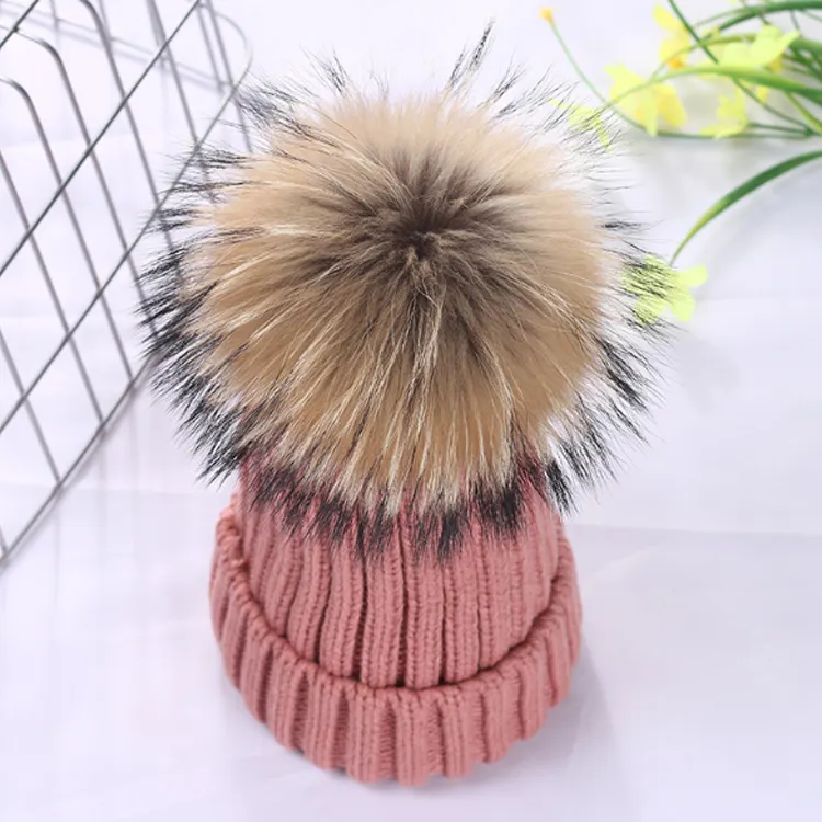 Female Winter Hat Female Handmade Winter Hats Customize Soft Winter Snow Cap Fashion Hat Bobble Hat