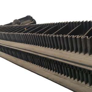<span class=keywords><strong>China</strong></span> Factory Supply Slijtvast Zijwand Rokken Emmer Rubber Transportband Voor Steenbreker - Product Image 3