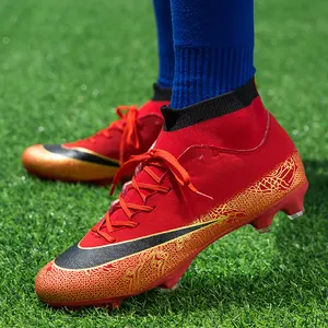 QUFENG סיטונאי נעלי כדורגל דשא מגפי חדש עיצוב חיצוני כדורגל נעלי כדורגל לגברים
