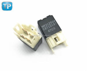 Engine Control <strong>Relay</strong> E8T10197 for Mi-tsubishi Pajero Shogun MK3 3.2 DID 2000-2006 MR312504 - Product Image 1