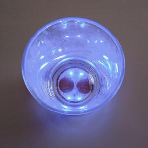 ماء تصميم جديد أدى ضوء السفينة وامض زجاجة أسفل منصات عيد الميلاد الترويجي شرب الصمام ضوء زجاجة لاصقة - Product Image 3