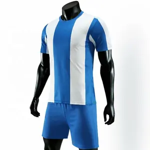 Uniforme de Fútbol Personalizado con Sublimación Completa, Camiseta y Pantalones Cortos con Rayas Azules - Product Image 1