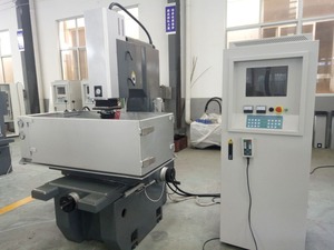 <span class=keywords><strong>ZNC</strong></span>ダイシンキング<span class=keywords><strong>EDM</strong></span>マシン低価格