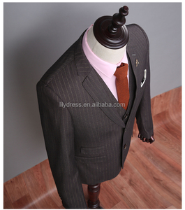 Abito da <span class=keywords><strong>Uomo</strong></span> <span class=keywords><strong>Completo</strong></span> su Misura (Giacca+Pantaloni+Cravatta+Gilet) NA33 Marrone con Righe Bianche - Product Image 5