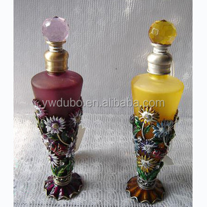 Flacon de parfum en verre de 25 ml, design floral en métal breveté arabe, flacon d'huile essentielle givré, flacon d'attar rechargeable, sortie d'usine # 59810 - Product Image 3