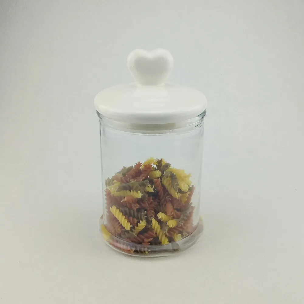 Tarro de almacenamiento de alimentos de vidrio de 1.5L con tapa de cerámica en forma de corazón