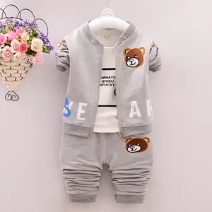 Conjuntos de tres piezas con estampado de oso de dibujos animados para niños, ropa para niños, gran oferta, 2019