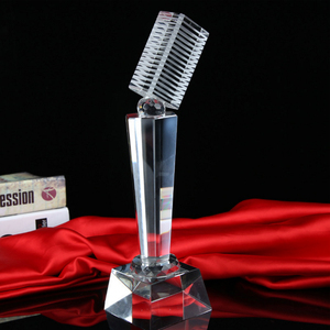<span class=keywords><strong>Trophée</strong></span> en cristal K9 vierge de haute qualité pour concours de chant, avec <span class=keywords><strong>logo</strong></span> personnalisé, idéal pour les concours de microphones et les cadeaux d'affaires. - Product Image 1