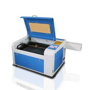 <span class=keywords><strong>Machine</strong></span> <span class=keywords><strong>de</strong></span> découpe <span class=keywords><strong>laser</strong></span> CO2 60w à bas <span class=keywords><strong>prix</strong></span> pour papier <span class=keywords><strong>de</strong></span> carte <span class=keywords><strong>de</strong></span> mariage - Product Image 1