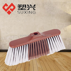 El mercado de dubai Venta caliente plástico hogar <span class=keywords><strong>escoba</strong></span> PET PP cabeza de <span class=keywords><strong>cepillo</strong></span> de limpieza de la casa piso cepillos suave cabeza de <span class=keywords><strong>cepillo</strong></span> con mango de madera - Product Image 1