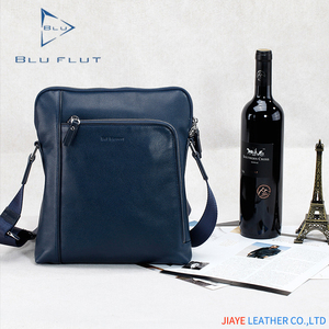 Genuine unique personalized men's leather shoulder bag - Product Image 2