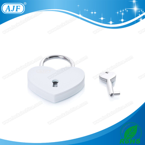 TUV pasado AJF 2016 <span class=keywords><strong>el</strong></span> más nuevo producto popular de brillante color blanco deseo love lock corazón, Liebesschloss, cadenas - Product Image 4