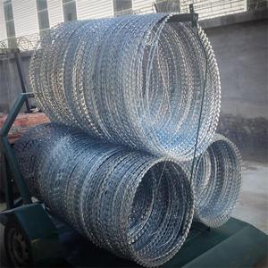 <span class=keywords><strong>Alambre</strong></span> de Defensa Rápida de Tres Bobinas 2024, <span class=keywords><strong>Alambre</strong></span> de Púas <span class=keywords><strong>Concertina</strong></span> - Product Image 2