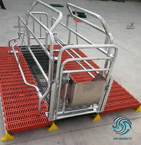 Equipo de cría de cerdos, caja de remos a la venta - Product Image 4