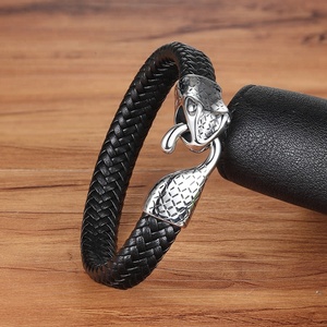 Pulsera clásica de cuero de serpiente de acero inoxidable para hombre, pulsera de alta calidad para deportes al aire libre, hebilla de gancho fácil, regalo de joyería al por mayor - Product Image 6