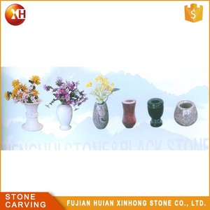 Cementerio Decoración Florero De Granito Negro - Product Image 1