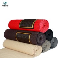 Nouveau design lumineux chauffé au rouge tapis de sol de voiture
