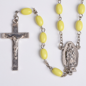 Best Selling Christian Rosaries Wholesale Cheap Luminous Yellow Rosary Beads Necklace